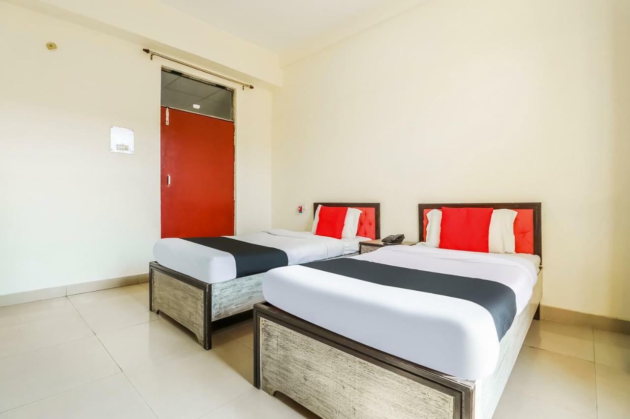 Capital O 60233 Brij Ki Rasoi Deluxe Hotel Lucknow Eksteriør billede